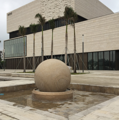 Xingyan स्टोन मूर्तिकनले जुधूमा मुख्य भूमि चीनमा सबैभन्दा ठूलो फे gan ्ग शुई बल सिर्जना गर्दछ